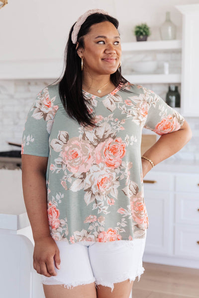 Vintage Roses Top-W Top-Graceful & Chic Boutique, Family Clothing Store in Waxahachie, Texas